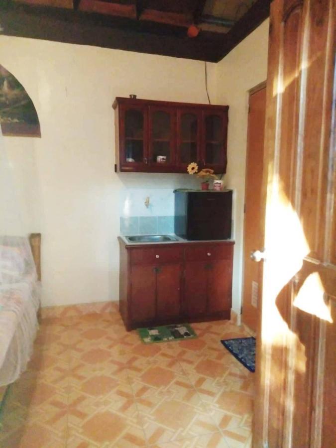 Prince Ludwig Beach Resort San Antonio  Buitenkant foto