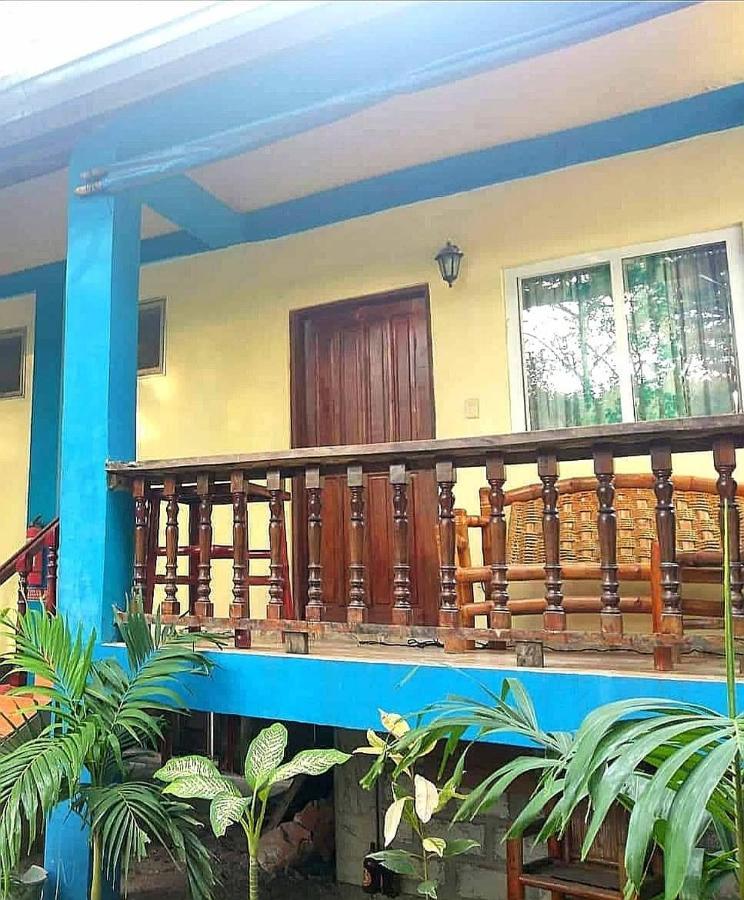Prince Ludwig Beach Resort San Antonio  Buitenkant foto