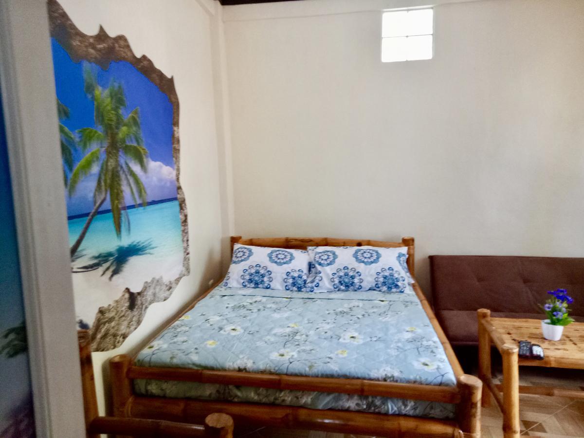 Prince Ludwig Beach Resort San Antonio  Buitenkant foto