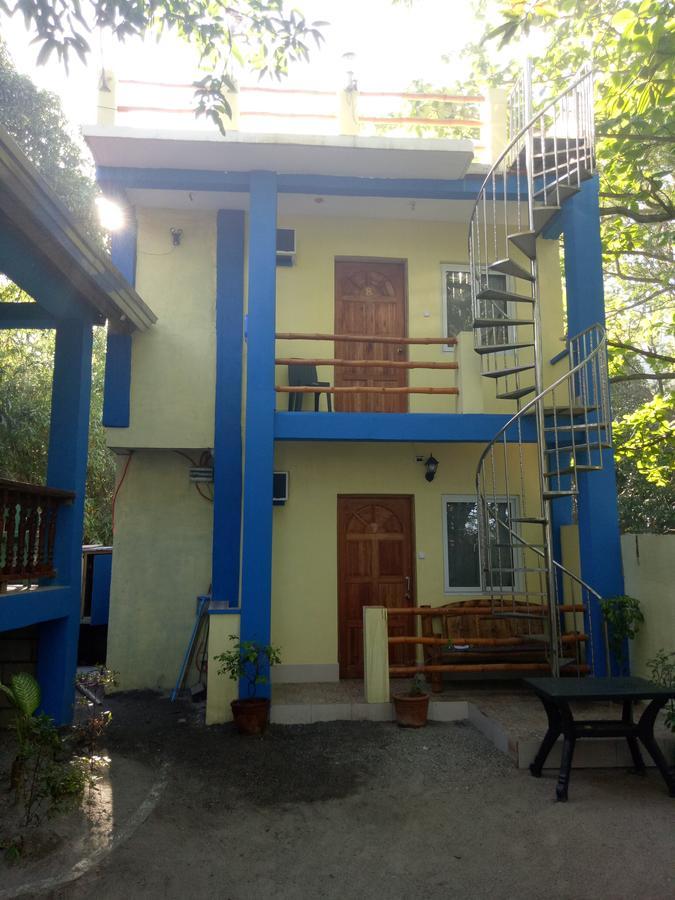 Prince Ludwig Beach Resort San Antonio  Buitenkant foto